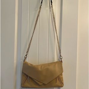 Body cross bag. Very good condition…barely worn…